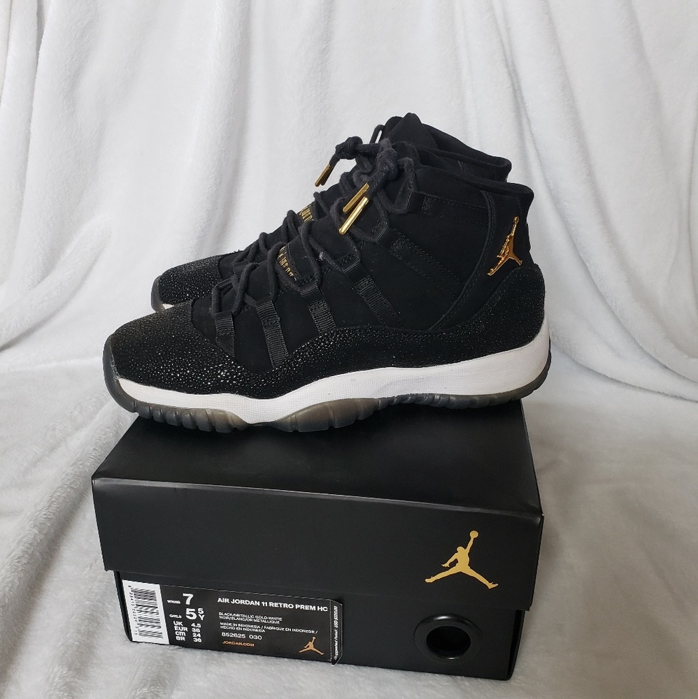 Jordan Retro 11s